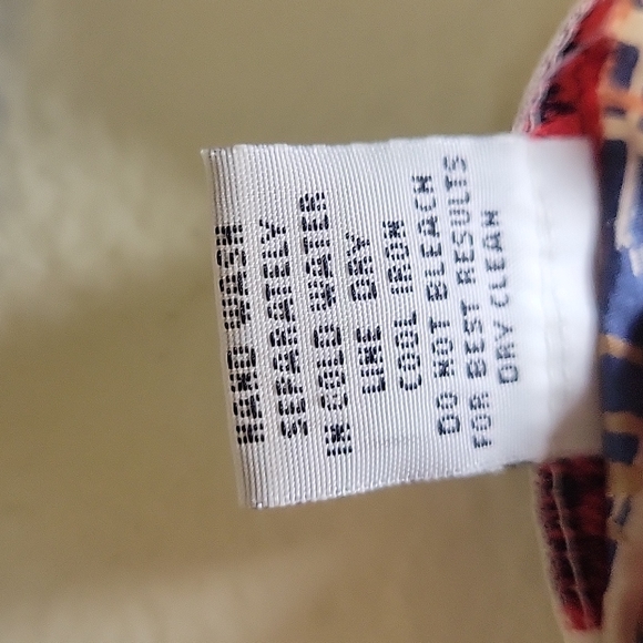 Vintage Stunt Collections 100% Silk Button Front with Shoulder Pads - Picture 6 of 13